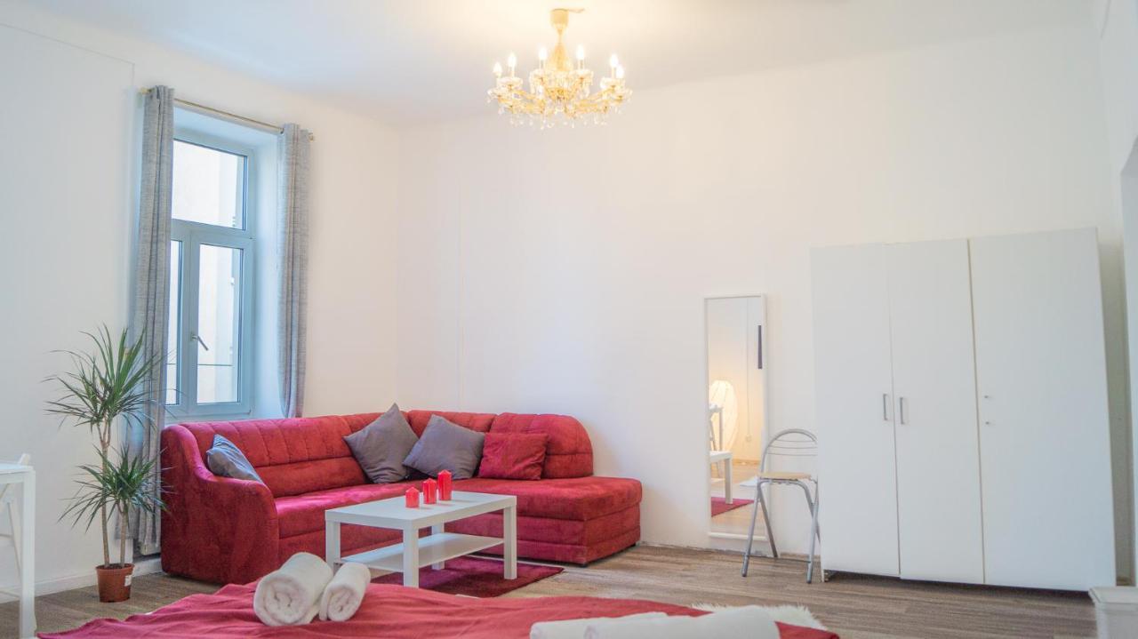 Spacious Shared Apartment Schoenbrunn Wina Bagian luar foto