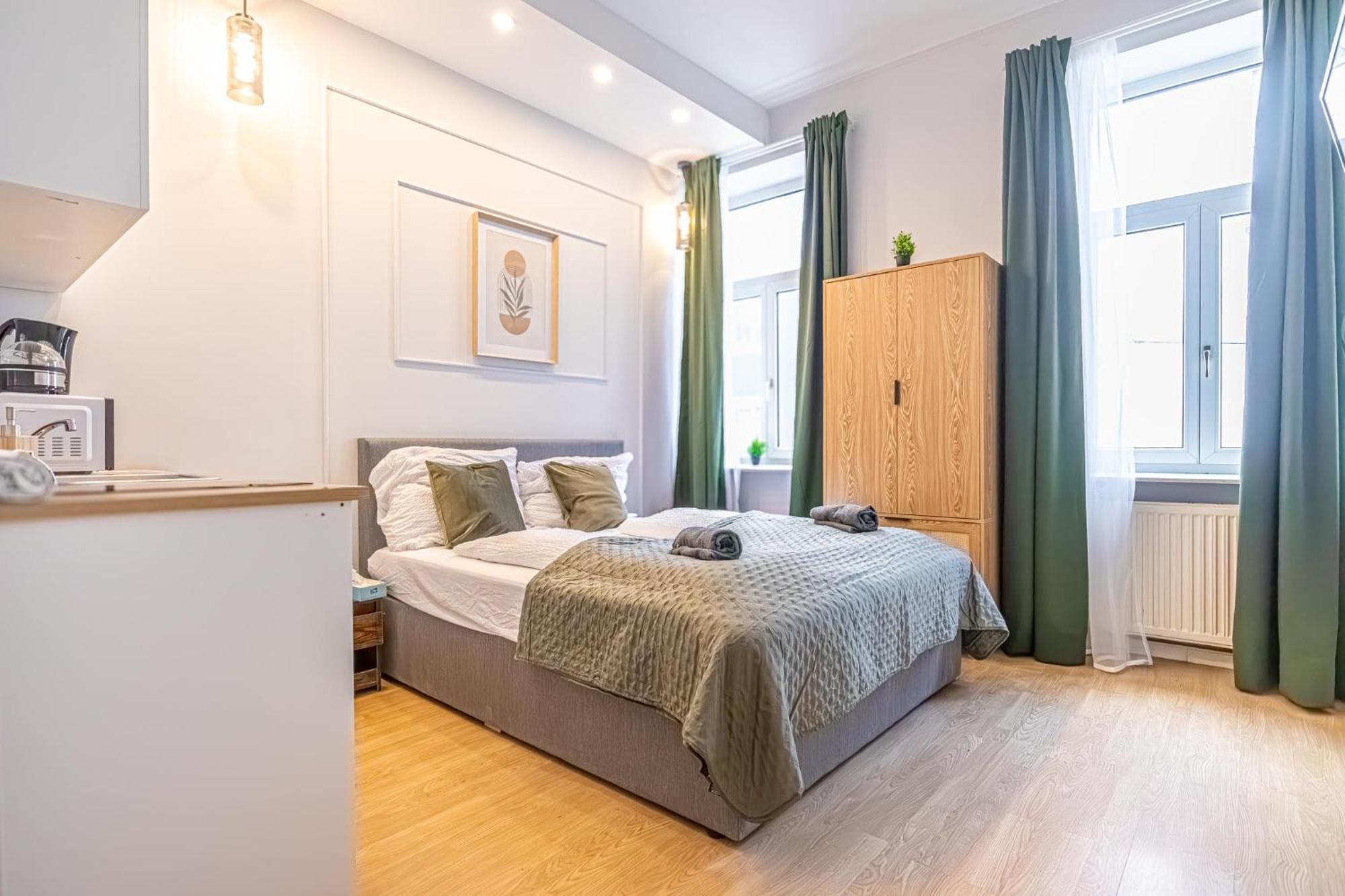 Spacious Shared Apartment Schoenbrunn Wina Bagian luar foto